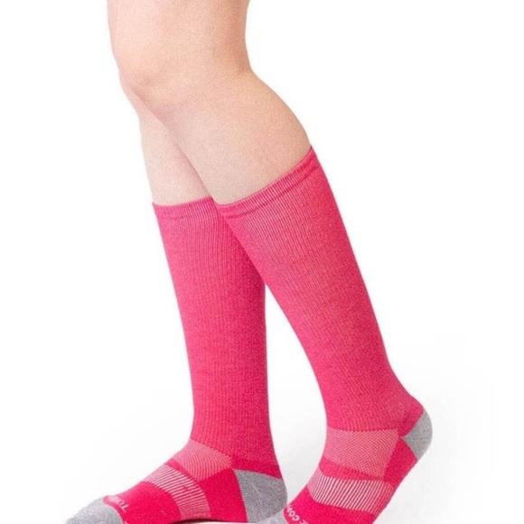Tommie Copper Women’s Pink and Gray Compression Calf Socks Size M 9-12 - Picture 2 of 5